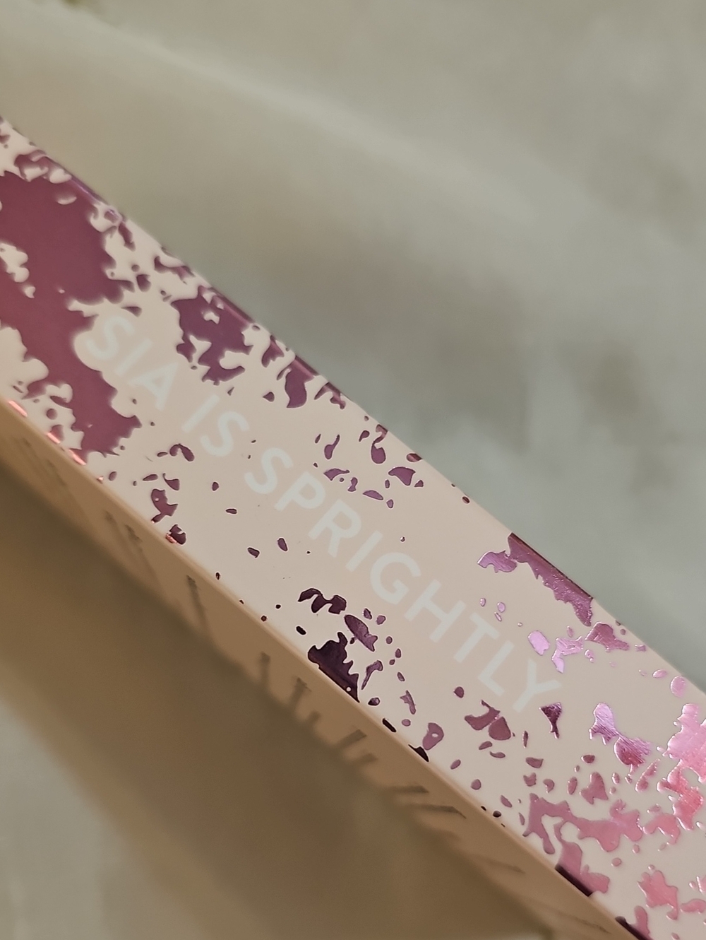 Red Aspen Pink Iridescent Press-On Nail Set - Picture 3 of 3